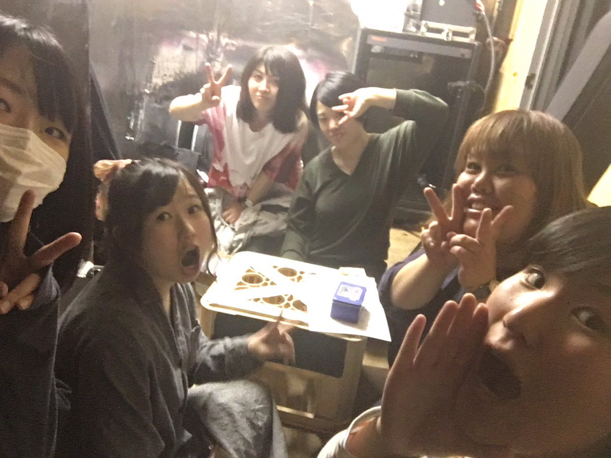 nilluler's tweet photo. 『pearl tone night』とても素敵な夜でした！ご出演の皆さん、ご来場の皆さん最高の夜をありがとうございました！全員集合写真無かったのですが光景は目に焼き付いております。音楽の仲間達は私にとって大きな財産です。これからも引き続きよろしくお願い致します！ https://t.co/vopLJfWB11