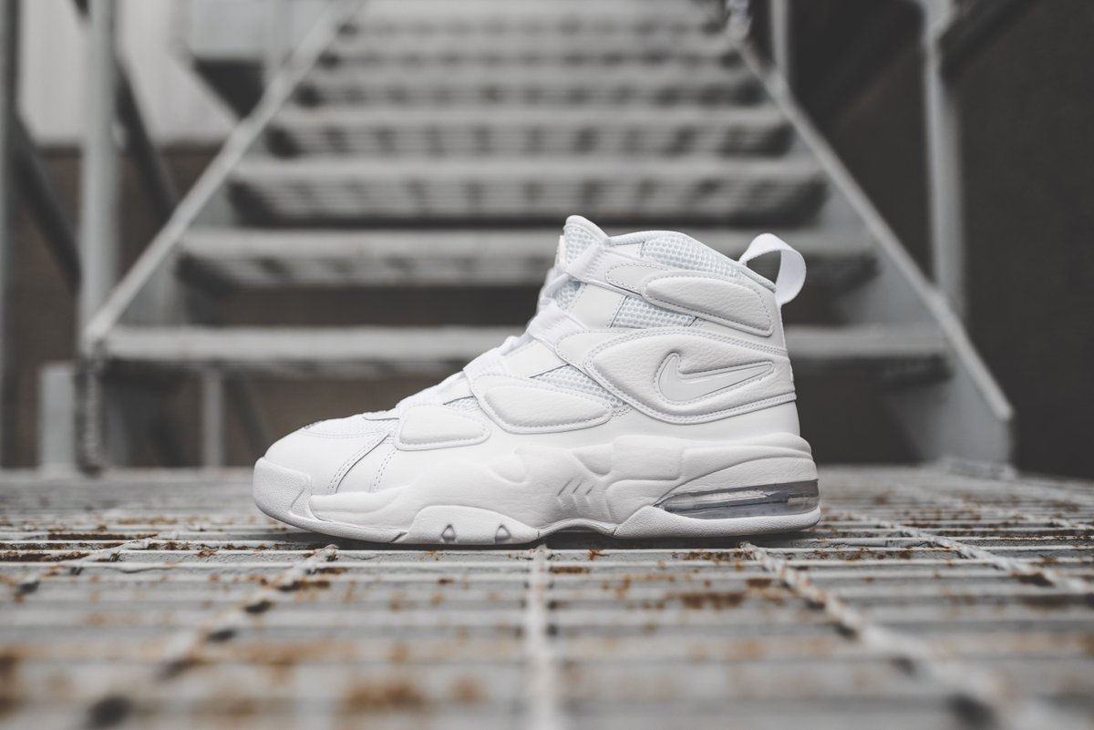 air max2 uptempo 94
