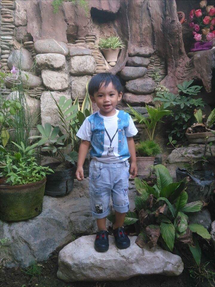 DiaAzarcon's tweet photo. PLEASE STOP GROWING UP SO FASTTTT!!! 😍😭 https://t.co/7FFZugTFkz