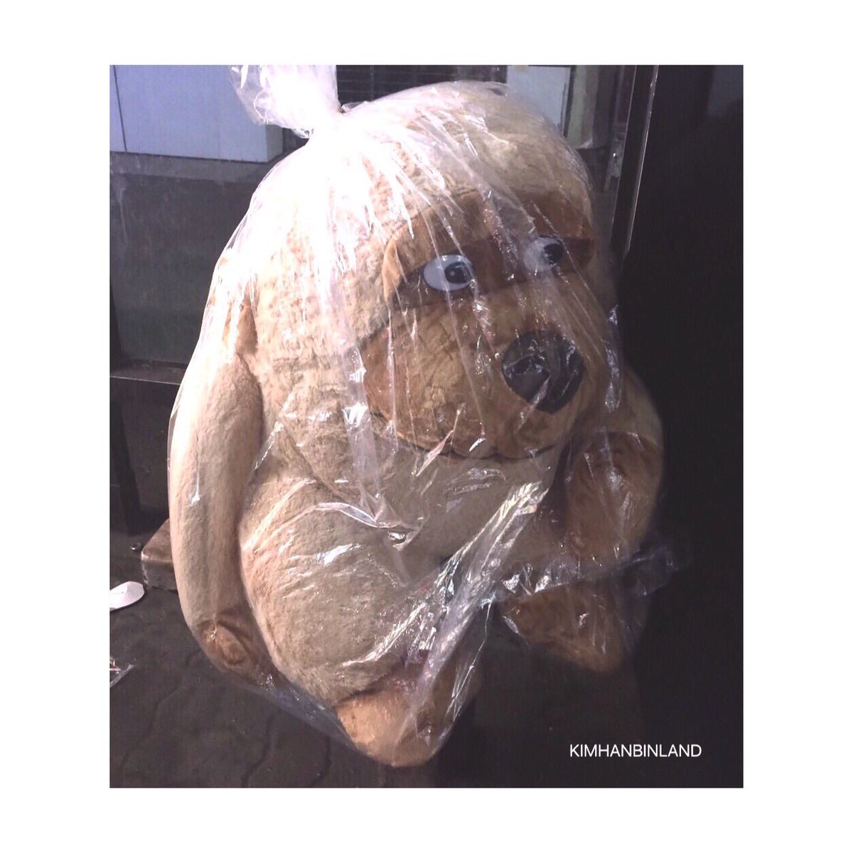 😂😂오늘은 인(윤)형? 잘 챙겨 줘요🤣
#iKON #비아이 #BI #김한빈