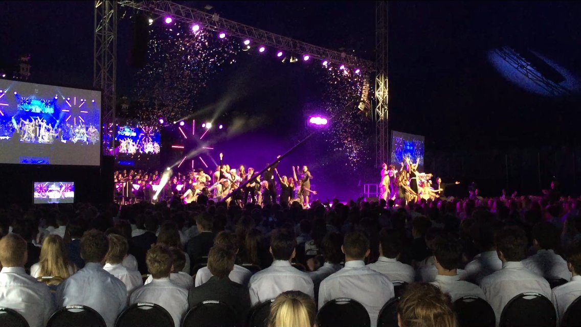 WellyTheatre's tweet photo. After a scorching week in Big Top, the Anything Goes cast were on fire yesterday! What a finale!!!!
Simply breathtaking.
🎉🎪🛳🎪🎉 https://t.co/Y7goSOTTda
