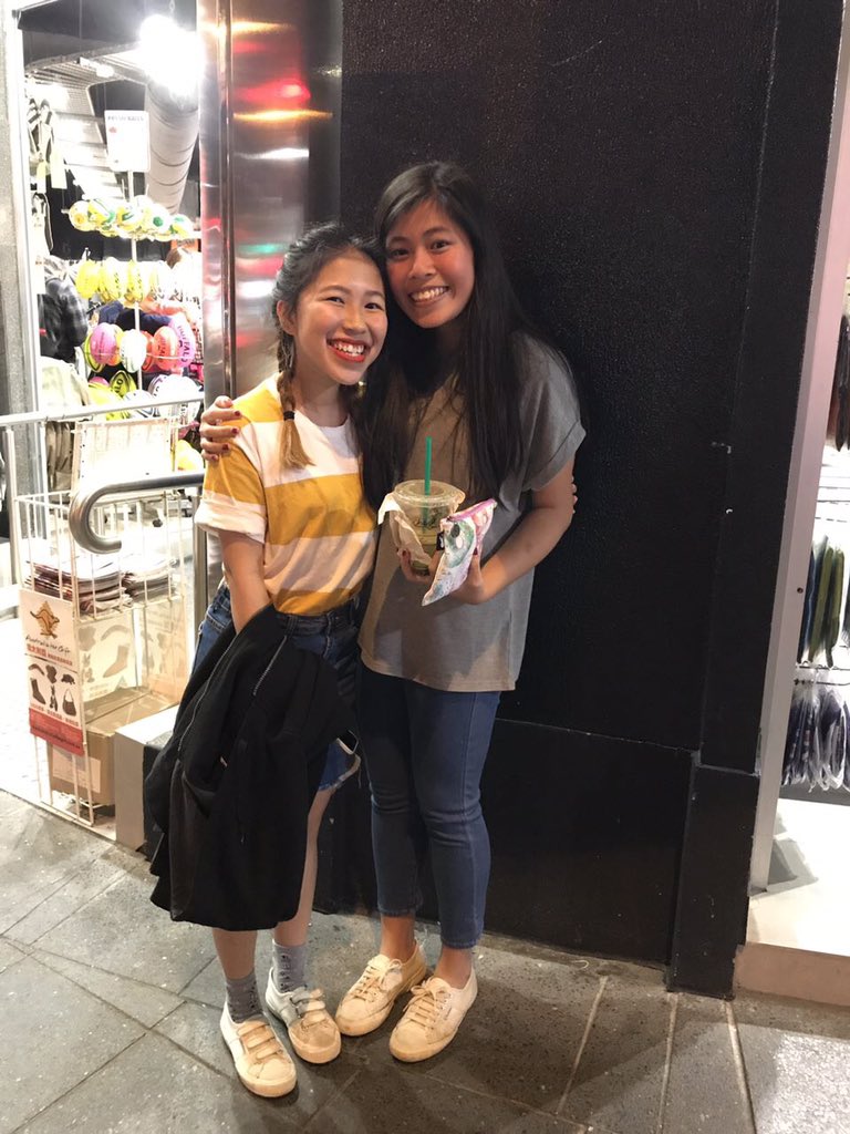 Chubbygemok's tweet photo. Look who I "bump" into!!! YAYYERZ!! #fate @emmananaz

P.s. Both of us wearing superga https://t.co/NVBOBbujFG