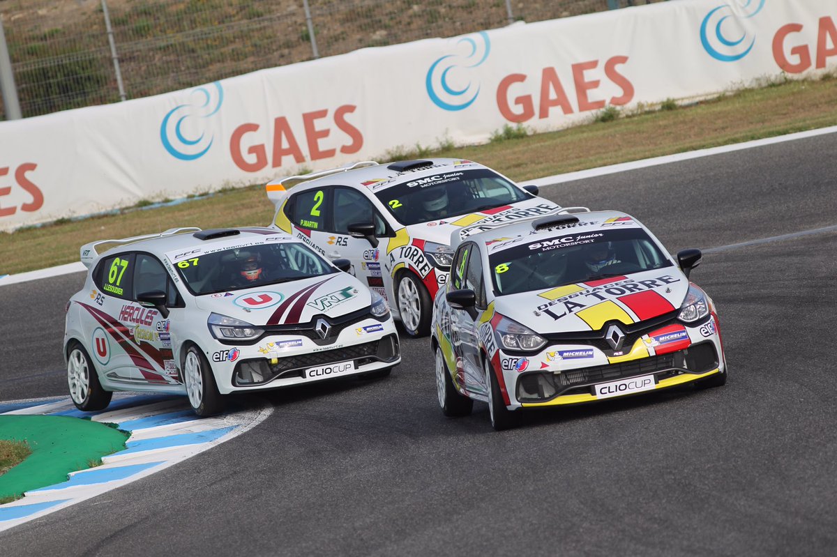 Una gran salida, de 5 a 1 en la primera curva, ganamos y nos ponemos lideres del Cto España Clio Cup. @SMCJuniorMotor #desguaceslatorre