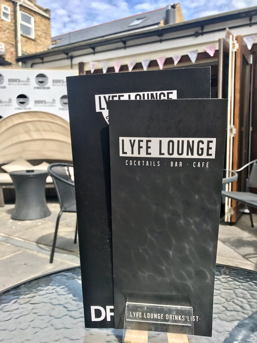 lyfelounge's tweet photo. Try our BRAND NEW summer menu 

All premium liquor drinks for premium taste! ⭐️

#LYFE https://t.co/XbwOJCTvlh