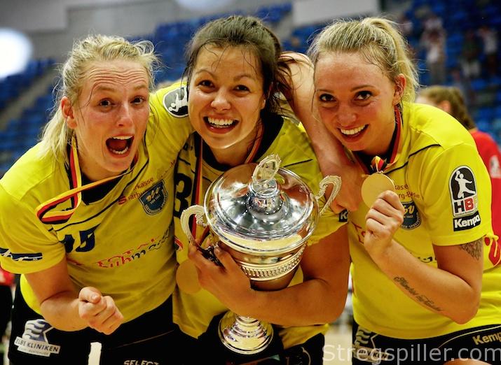 #DeutscherPokalsieger 2017 = <a href="/TeamBuxtehude/">Team Buxtehude</a> <a href="/MichelleGoos/">Michelle Goos</a> <a href="/Lynnknippenborg/">Lynn Knippenborg</a> - Congratulations !!!