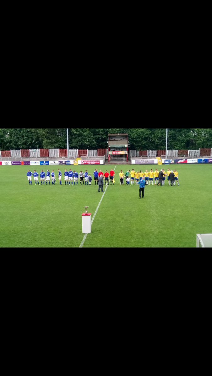 FinglasUnited's tweet photo. Under 19's Leinster Football Association Cup Final Day in Richmond Park https://t.co/gsYNj5p4b7