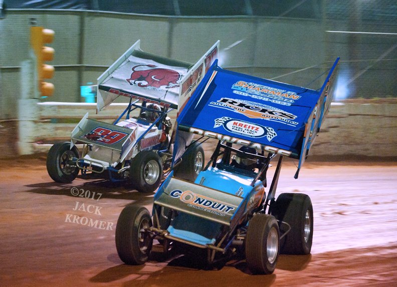 kromerpics's tweet photo. "Lance, Double D &amp; Double Vapor Trails"
@LDmotorsports won @dannydietrich 2nd @PortRoyalSpdway @Weikert29 
(story on the 2nd picture)5/27/17 https://t.co/7esdpE3TLv