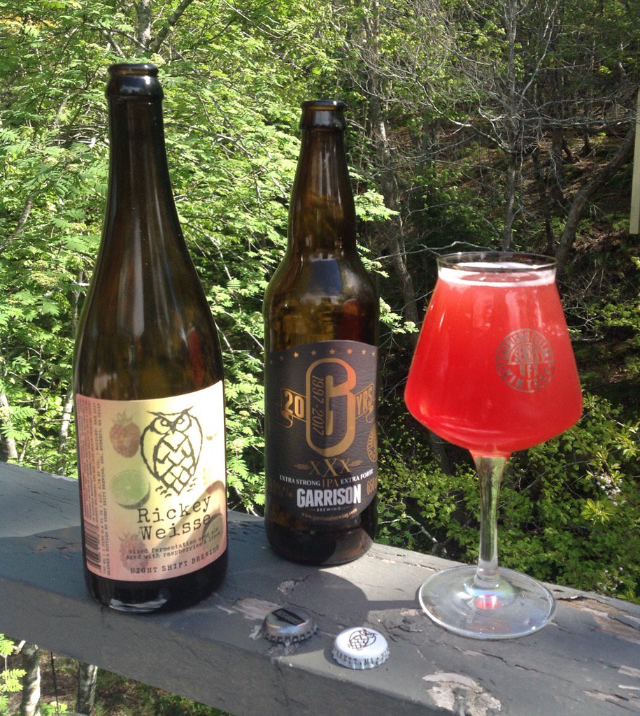 outerbrid1's tweet image. now 4 something #completelydifferent.  The 20th Anniversary xXx IPA was dark &amp;amp; strong. Rickey Weise is light &amp;amp; fresh