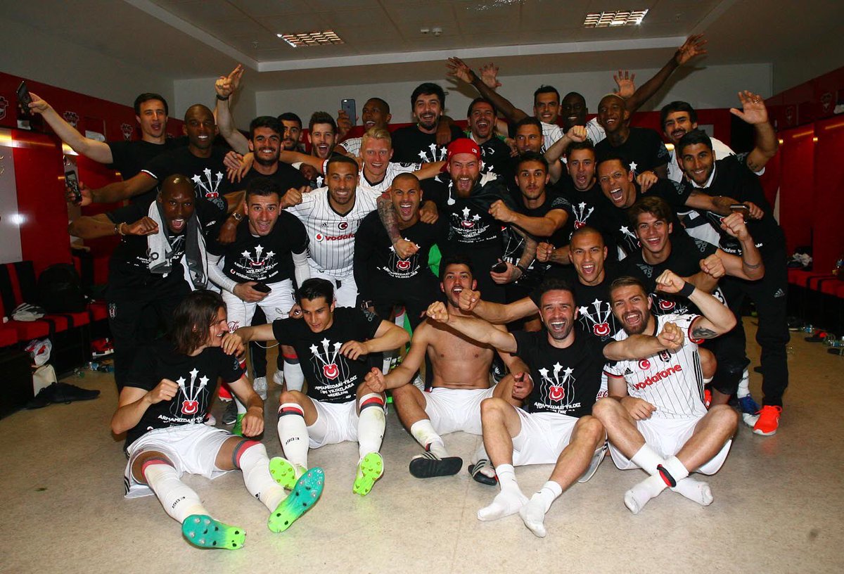 BesiktasOrdusu's tweet photo. " Bu Sene O Sene, Bundan Sonra Her Sene " diye boşuna bağırmadık!
#şampiyONBEŞiktaş https://t.co/P1XyntSv9C