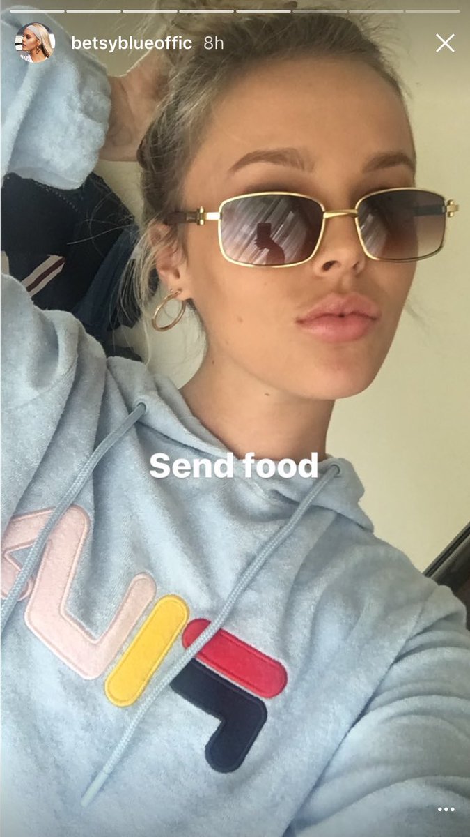 betsyblueAR's tweet photo. betsyblueoffic via instagram stories #6 https://t.co/ZoTc9naENa