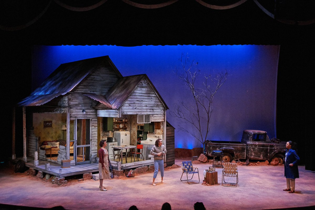 AuroraTheatre's tweet photo. Happy Closing to #SplitInThree! What a high note to close our 21st season on, thank you to all of the artists involved. https://t.co/S9XrT8o0Ed