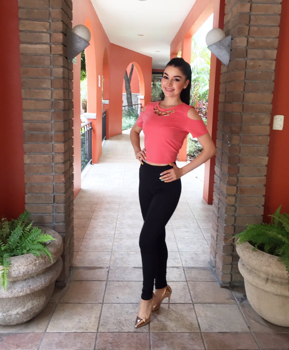 Disfruta la vida y a los tuyos! 
.
Look / <a href="/Maria_Luisa_rc/">Maria Luisa</a>