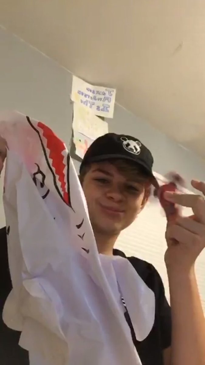 blissfuljaxson's tweet image. I still miss Jonathan 🦈❤️ #ripJonathan