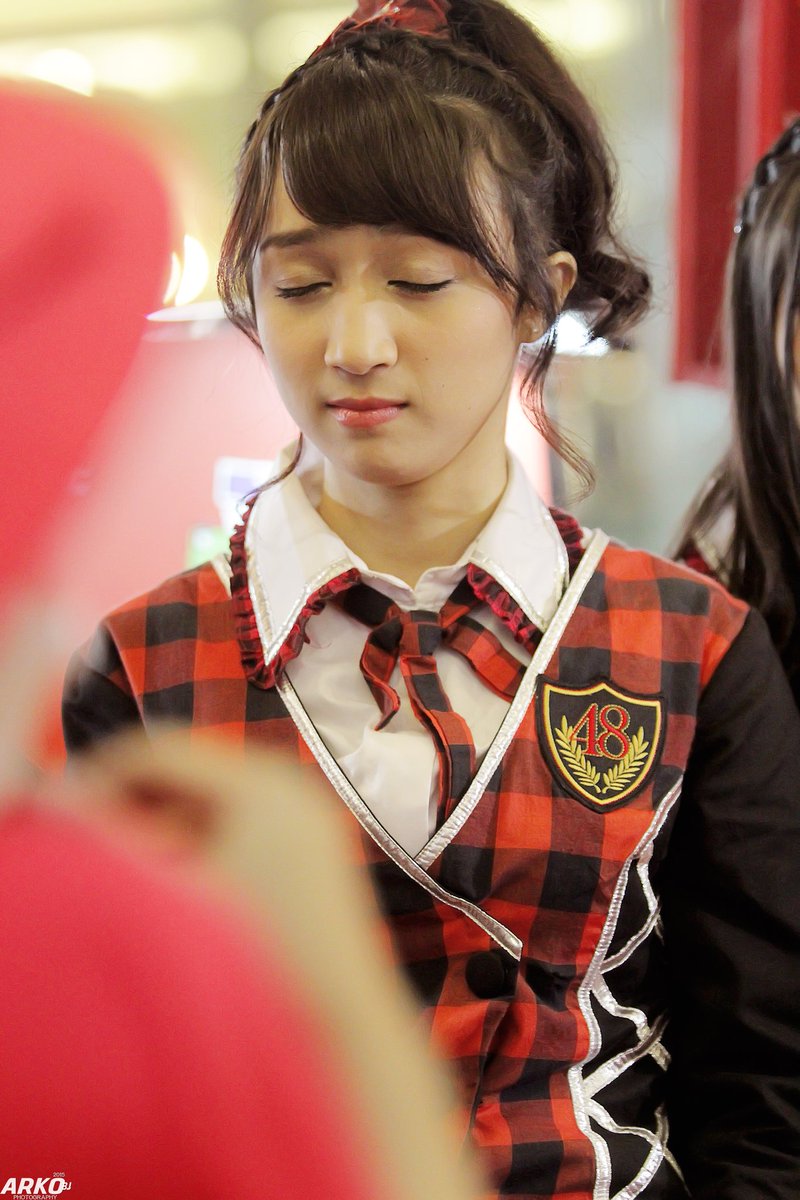 Anprimoko's tweet photo. Share Pict si putri tidur @achanJKT48 #JKT48 😊 https://t.co/ravulxae3S