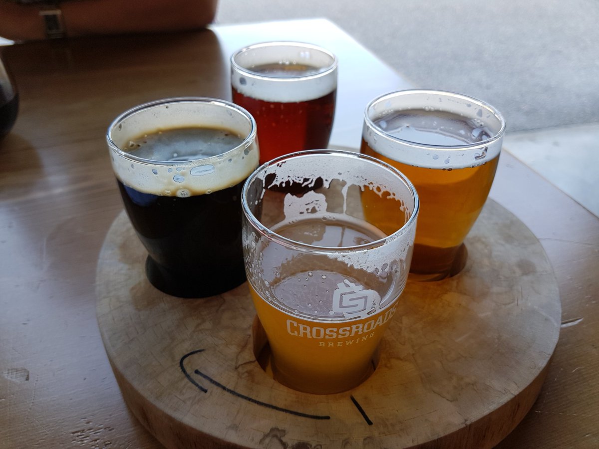 Winocanuck's tweet photo. Crossroads Brewery; Prince George. Having a flight! Very refreshing! @scooter_wood @SingleVarietal @PeterHarlos @joanie325 @NicolliRoberto https://t.co/vZMh7KOZZV