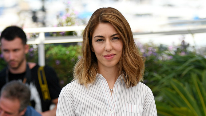 A woman hasn't won Best Director at Cannes since Yuliya Solntseva in 1961. Sofia Coppola changed that at #Cannes2017 bit.ly/2rcTJpR