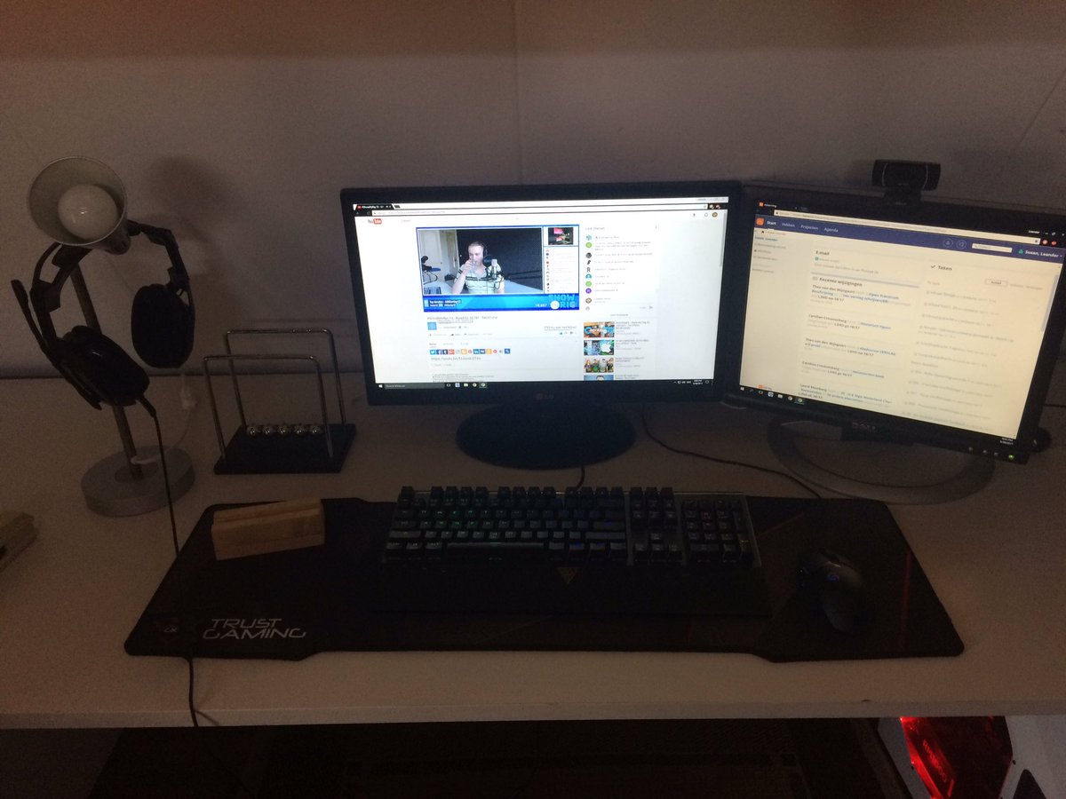itzThorminator's tweet photo. Ik ga hem nog upgraden ben druk bezig met sparen #showmyrig https://t.co/nlWfsAK0E7