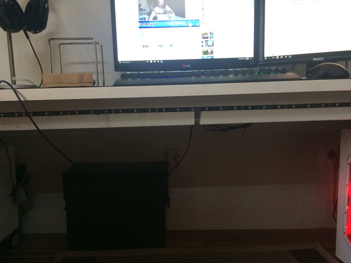 itzThorminator's tweet photo. Ik ga hem nog upgraden ben druk bezig met sparen #showmyrig https://t.co/nlWfsAK0E7
