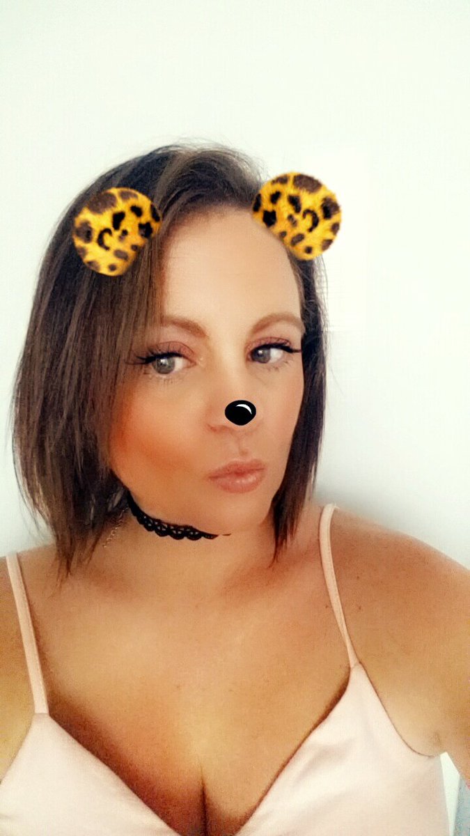 MissEmyC's tweet photo. #sundays #christening #snapchat #favouritefilter โบโบ https://t.co/aNsr8bibR8