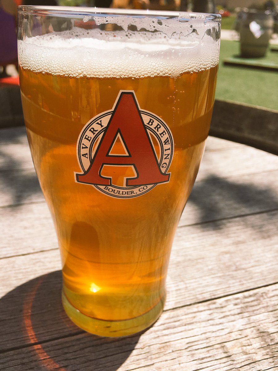 Beer4dinner's tweet image. Sunny Sunday @AveryBrewingCo #beer4dinner #sundayfunday #boulderbeer #drinklocal #stateofcraftbeer #patioberr