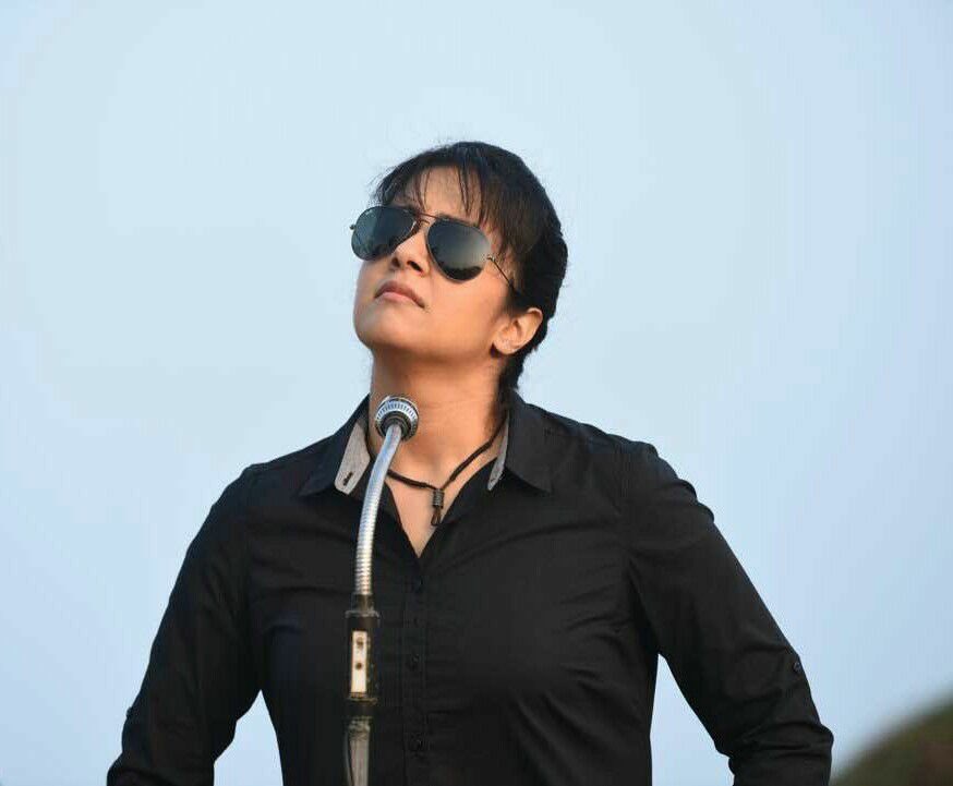 SuriyaFansClub's tweet photo. • #MagalirMattum Getting Ready To Release♥ Official Update Soon!! Much Awaited Film In Kollywood Now #Jyotika @Suriya_offl @rajsekarpandian https://t.co/0214XCyW9P