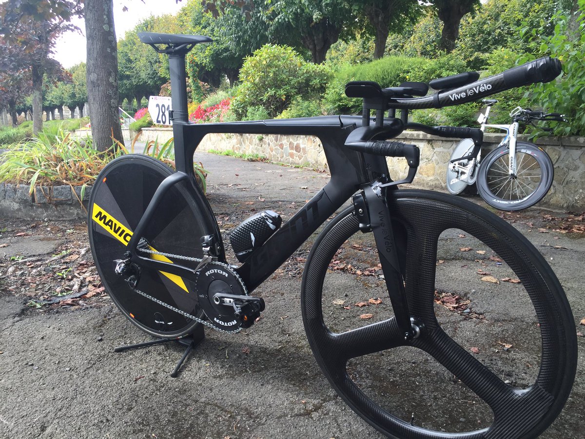 667ed's tweet photo. Boom! #TrinityTime Chapeau @tom_dumoulin https://t.co/TnDJpbMGvY