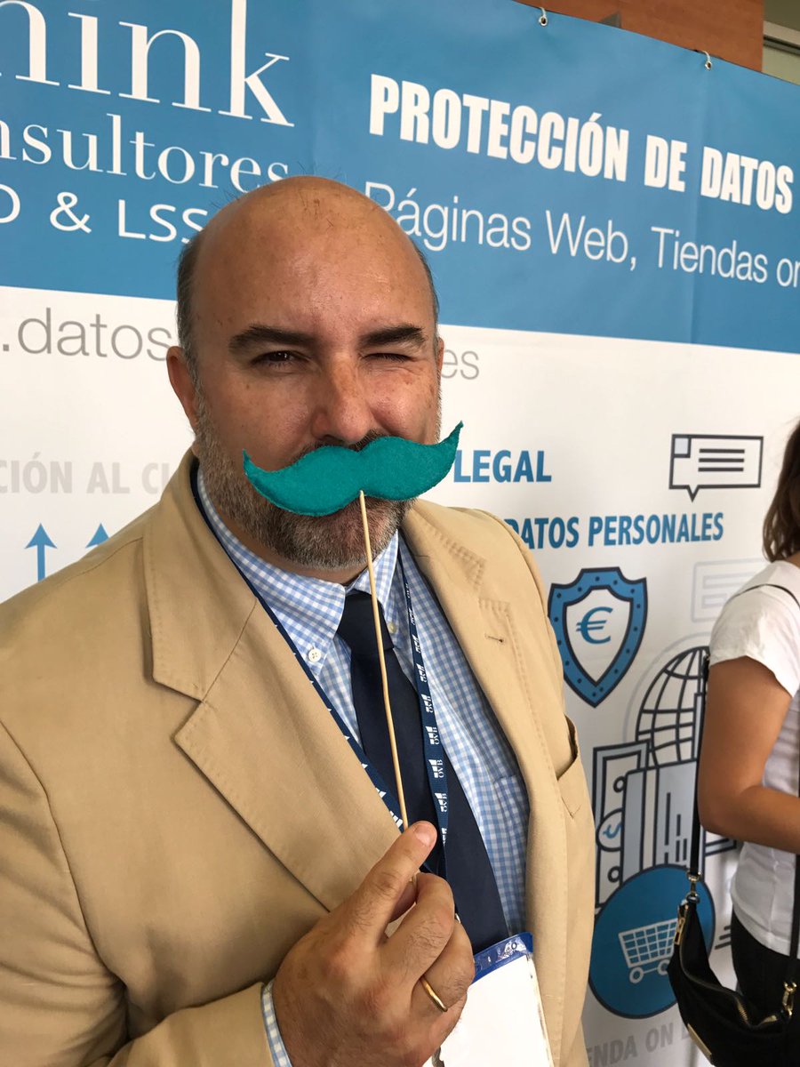 MouseCreativos's tweet photo. 2ªJornada del I Congreso de Marketing para PYMES, en Sevilla.
#marketing #pymes #diseño #MKTPYMESSEVILLA2017
https://t.co/vbPrfb7EM3 https://t.co/715eLZvVRv