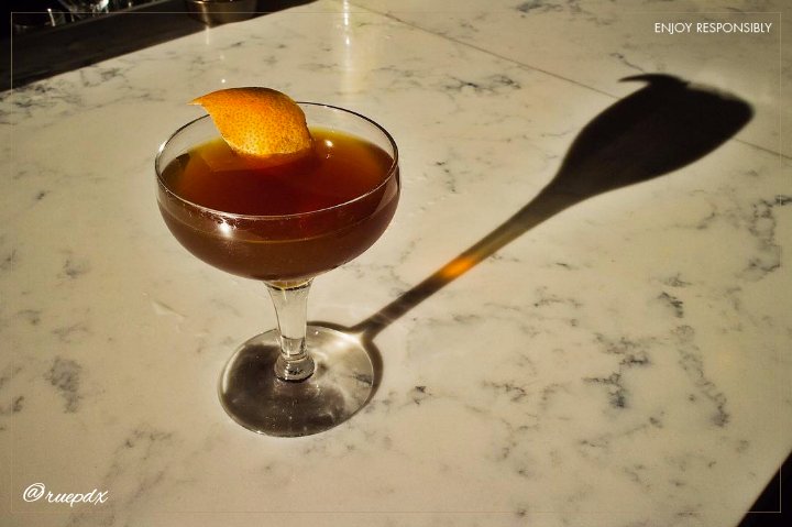 Sun and an elegant, tasteful #Cinzano cocktail make a perfect Sunday. Don't you think? Thanks <a href="/ruepdx/">ruepdx</a>!