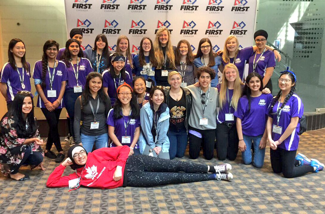 nour_unfiltered's tweet photo. Meet our future leaders, innovators & game changers. Give them a platform to succeed & they will #FIRStGirlsConnect #GirlsInSTEM #BeInspired https://t.co/ZUll3CYA7f
