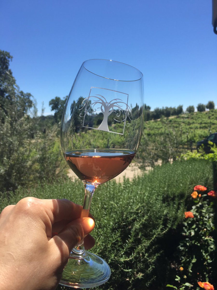 Dubost Winery (@dubostwinery1) on Twitter photo 