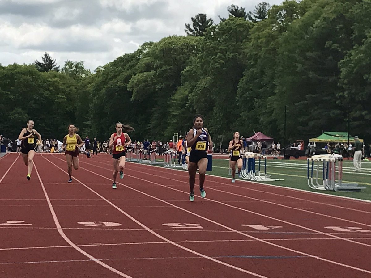 NHSCoachTaylor's tweet photo. @_brookelynnw qualifies for the finals at the D4 State Championship! #nhsrepresent https://t.co/b0PKaKjF6y