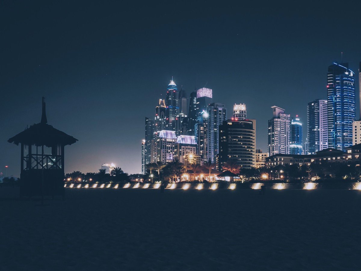 GCADubai's tweet photo. Nightfall in #Dubai, #myDubai. #visitdubai https://t.co/XATVFBSjrl