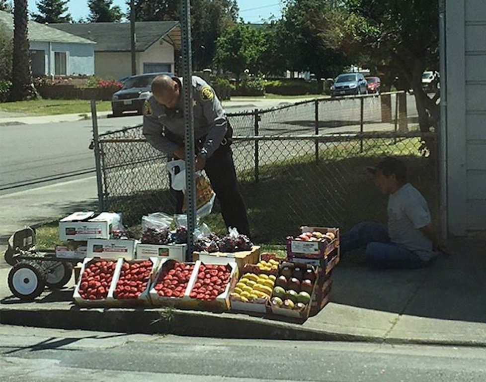 shanedk's tweet image. Idiot Extraordinaire: Alameda County Sheriff&apos;s Department and their bogus defense of viral photo podcast.bogosity.tv/bogosity-podca…