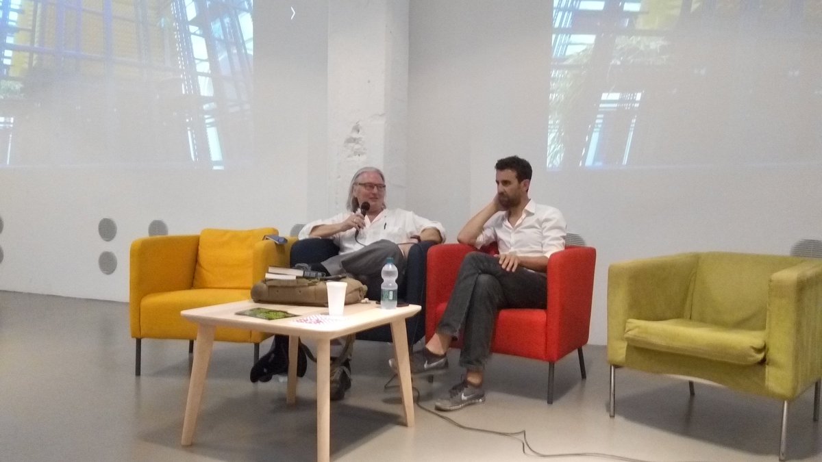 TOmakerfaire's tweet photo. Chiudiamo alla grande il programma delle #Talk #ToMMF2017 con #BruceSterling e #JosephGrima @joseph_grima: Abitare Innovando Sinceramente https://t.co/WrwhSFmjA7