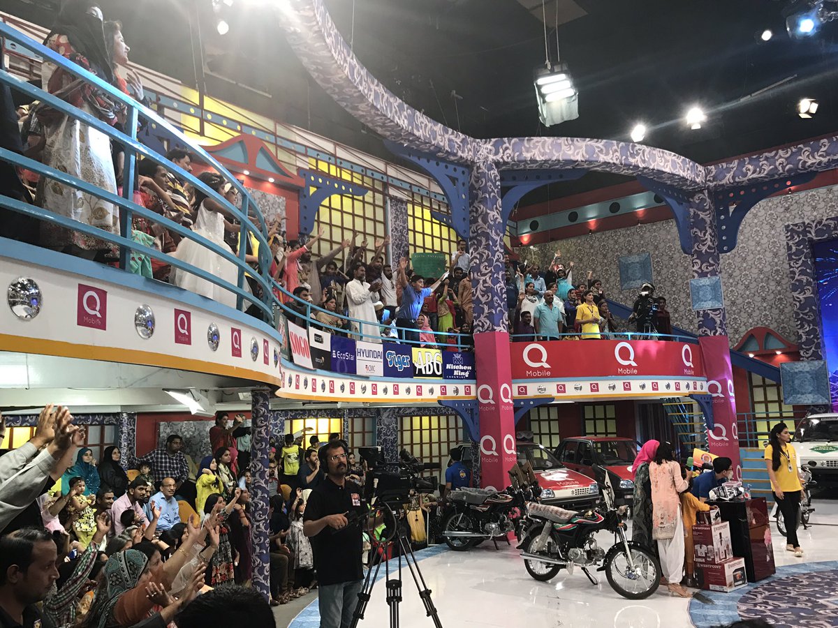 arydigitalasia's tweet photo. Excitement fun energy. Are you watching #JEETOPAKISTAN @arydigitalasia @fahadmustafa26 https://t.co/xy31k5JwJo
