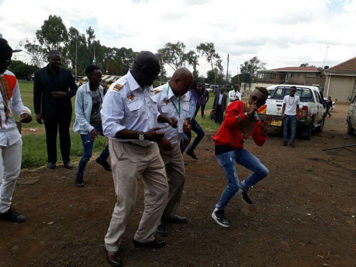 Thirdwaykenya's tweet photo. 1 #WhyThirdway  : Taking youth and women into gvt.Not just empowering them. @EAukot @Thirdwaykenya https://t.co/eh15KzhLuF
