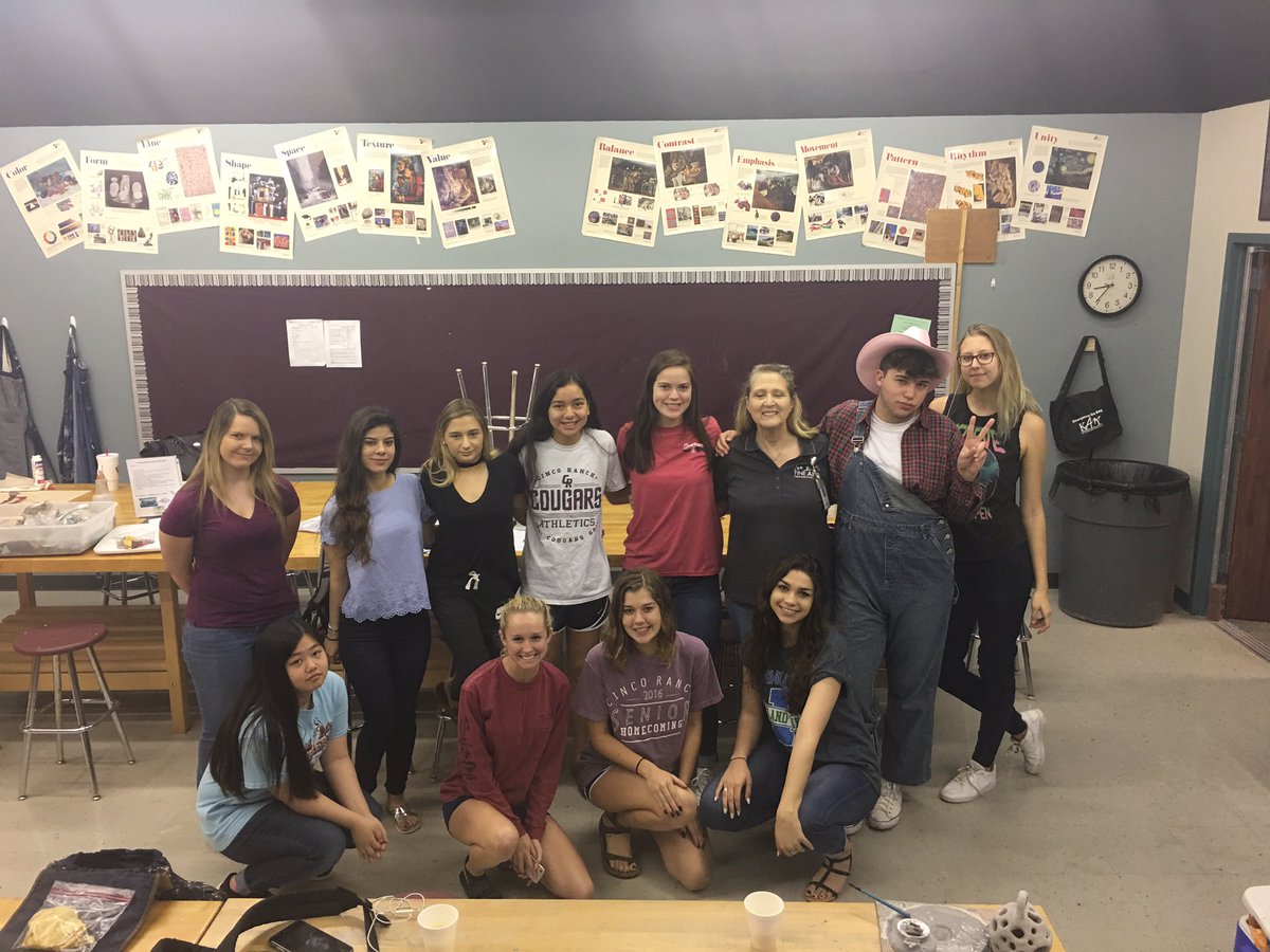 kimkeilt's tweet photo. My retirement party by my 3D classes will miss them what a great group! https://t.co/SeX0IoW1BW