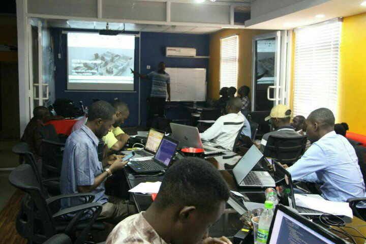 weCodeNG's tweet photo. #TEAMHub. io
Challenge:SMEs, investors, spaces. Solution:Platform where SMEs will find spaces and investors will find SMEs #WeCodeHackathon https://t.co/maqXRBt94Z