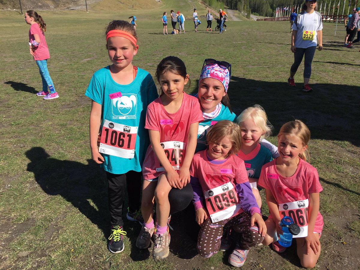 VictoriaSpencee's tweet photo. Great turn out this morning for the Rocky Mountain Soap Run, thanks @FastandFemale for the great event !! https://t.co/jWWXxg3fZ9