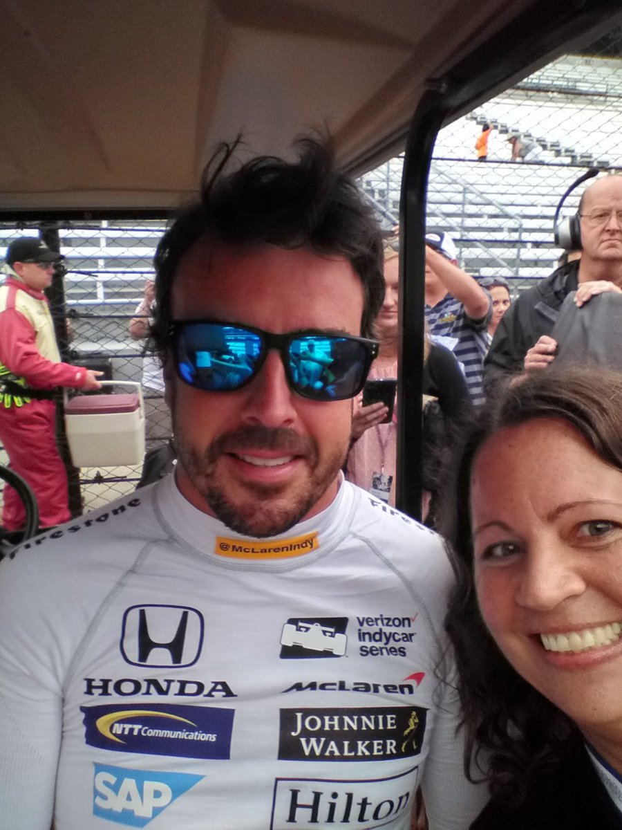 TMBree's tweet image. Good luck! @alo_oficial @McLarenIndy #Indy500