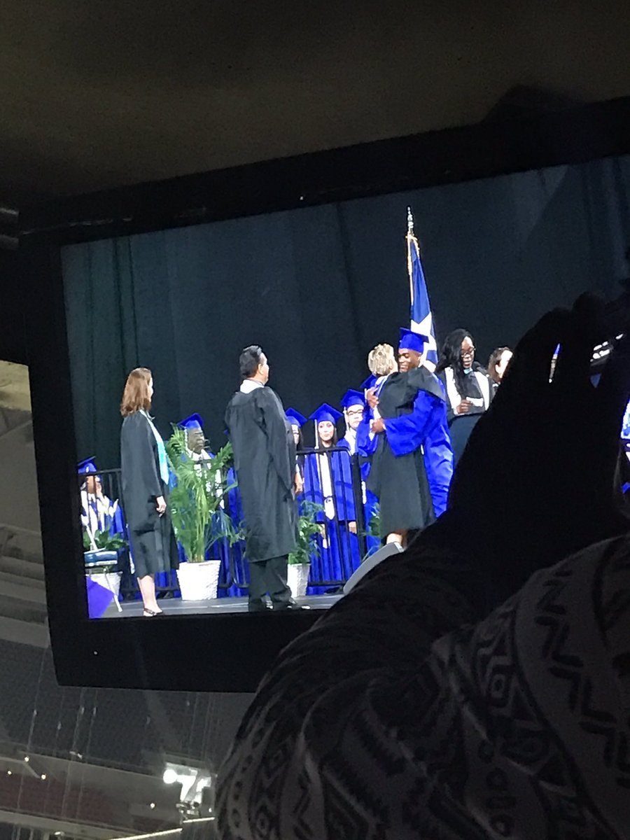 YoungSociety tweet media