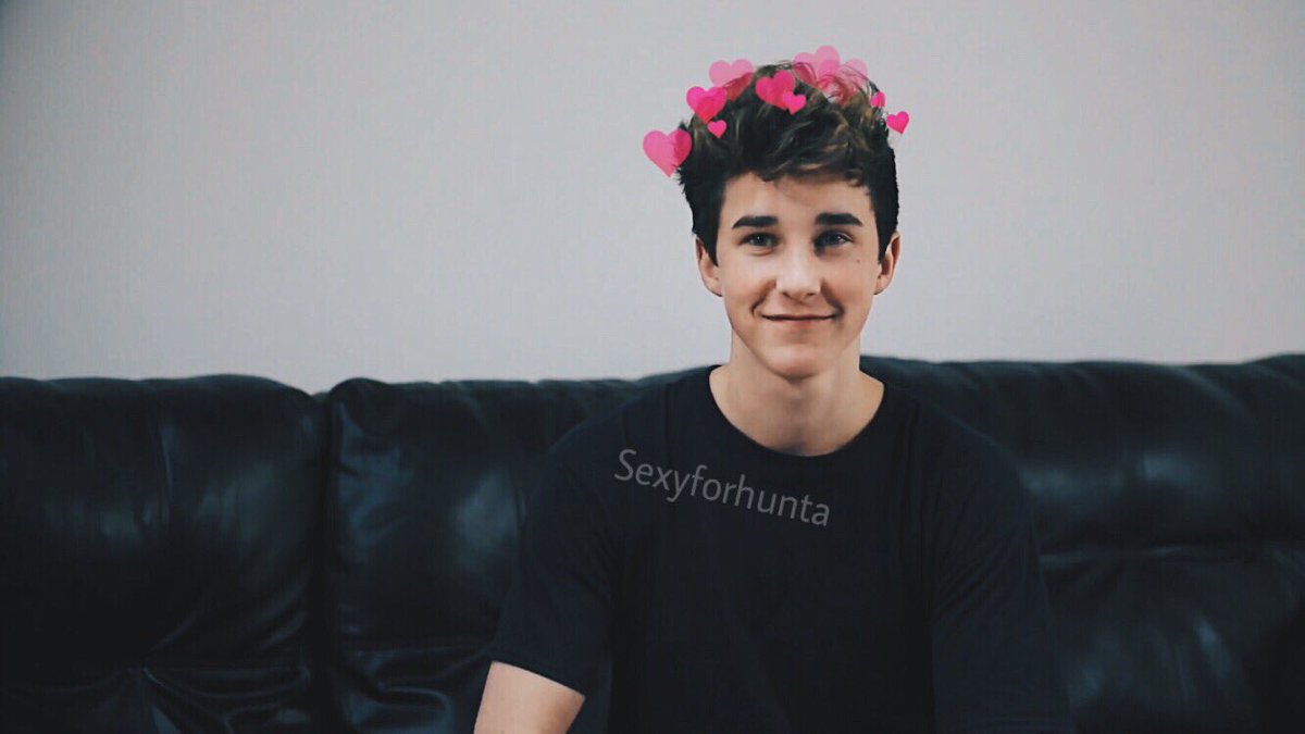 multixsquad's tweet photo. This pics are so cute aw💗✨
@HunterRowland https://t.co/WXl9LK91q1