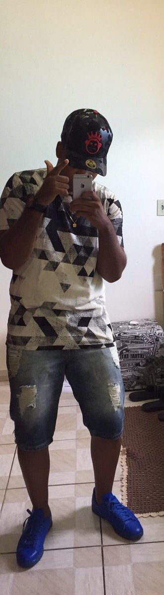 luan1407's tweet photo. Se joga pra cima de mim que hoje tem 🎵🎵♣️ https://t.co/Rqora85ft5