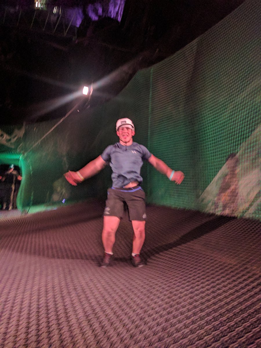 cleyshon1992's tweet image. Nice to get down to Bounce Below earlier what a laugh, Snowdon massive tomorrow! #bouncebelow #snowdon #testingtheknee 🕺🤸🏞️⛰️