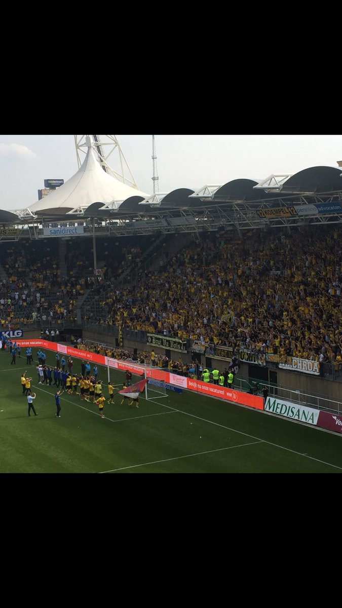 Vandaag op uitnodiging van Wiertz bij Roda JC - MVV geweest, geweldige sfeer! Volgend seizoen mooie derby tegen <a href="/vvvvenlo/">VVV-Venlo</a>! <a href="/sterkinwerk/">Serena Sterkenburg</a>