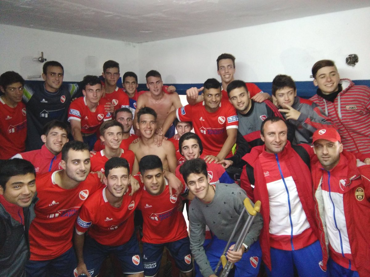 UAC_oficial's tweet photo. Un pasito másssssssss. Reserva ganó 1-0 y estamos en semi.
#Vamosunidos https://t.co/yPnTQXh0km