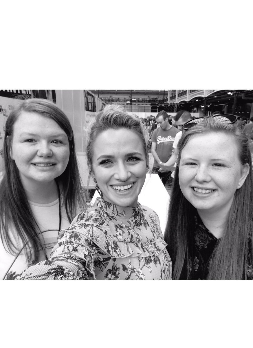 SVS_Fanpage's tweet photo. @TheRealShantel { @dkramMark  - @PerfectAllyB - @Mink23VM } https://t.co/jcSlIAIUPF