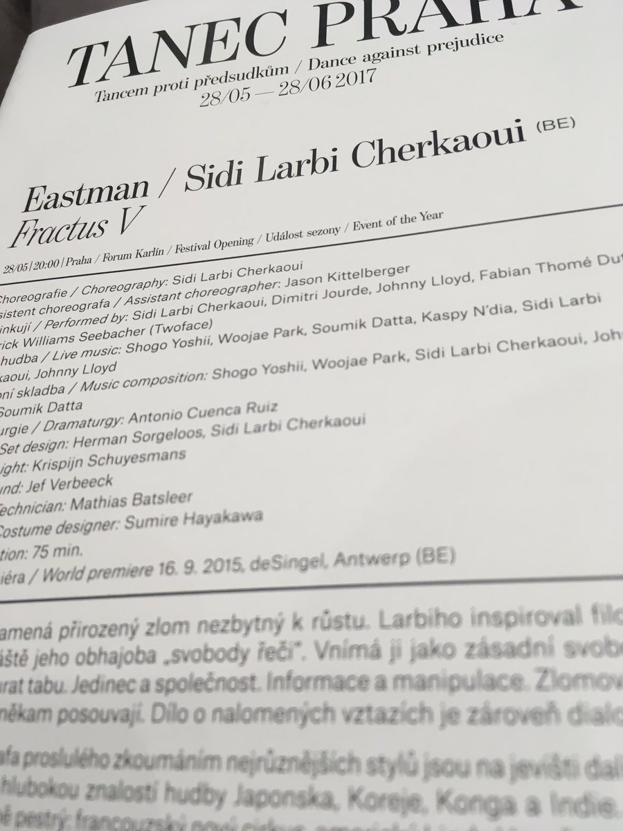 jakubjahn's tweet photo. Právě jsme s Trang ve Fóru Karlín, kde za chvíli Sidi Larbi Cherkaoui zahájí Tanec Praha 2017. #tanecpraha #udalostsezony #fractus https://t.co/oTkhuYQSDb
