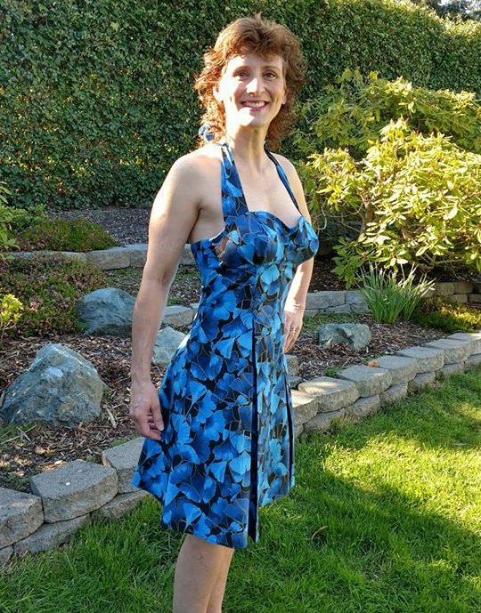 sewstylishmag's tweet photo. Look at this bright blue spring dress by member carolwisman. Enter to win prizes worth more than $700: https://t.co/epTwoXlfIX https://t.co/HHIjOGHC8t