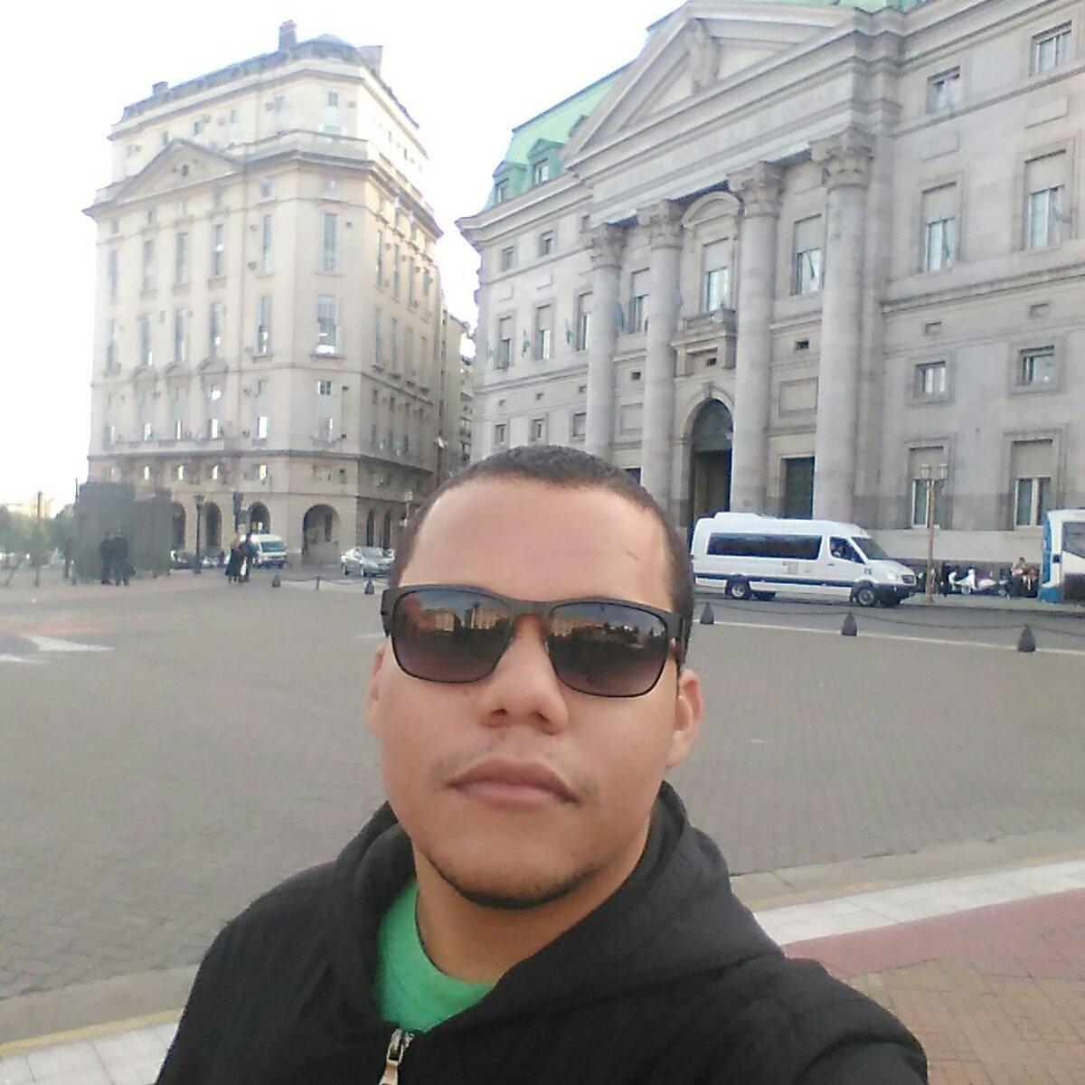 generosod's tweet photo. #NewProfilePic #TopModelo #sqn https://t.co/HYpmCMTsze